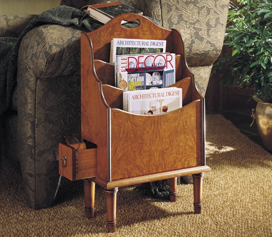 Magazine rack made of natural wood, Francesco Molon