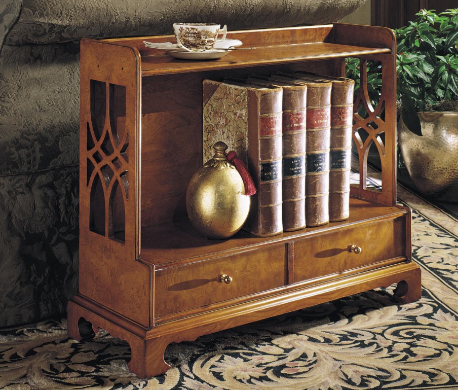 A bookshelf made of natural wood, Francesco Molon