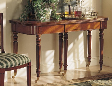 The console is natural wood, Francesco Molon