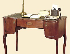 Desk, DOLFI