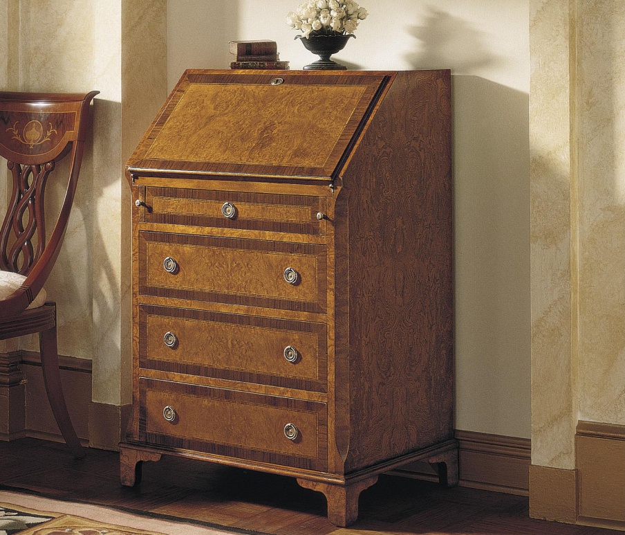 Bureau of natural wood, Francesco Molon