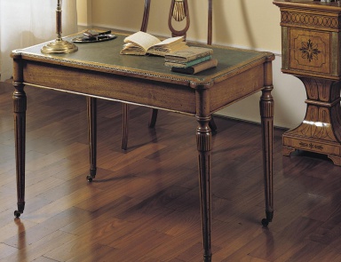 A Desk made of natural wood, Francesco Molon