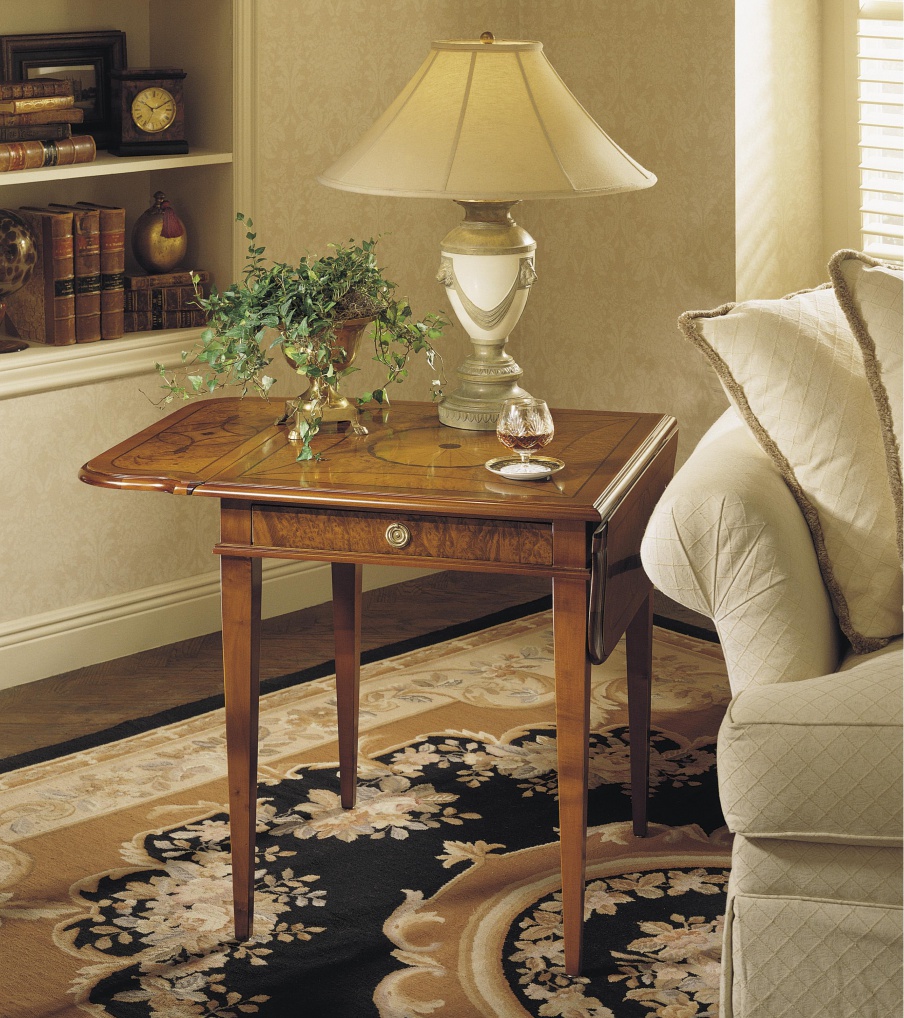 Pridivanny table made from natural wood, Francesco Molon