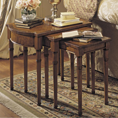 Set of coffee tables