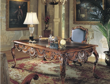 A Desk made of natural wood, Francesco Molon