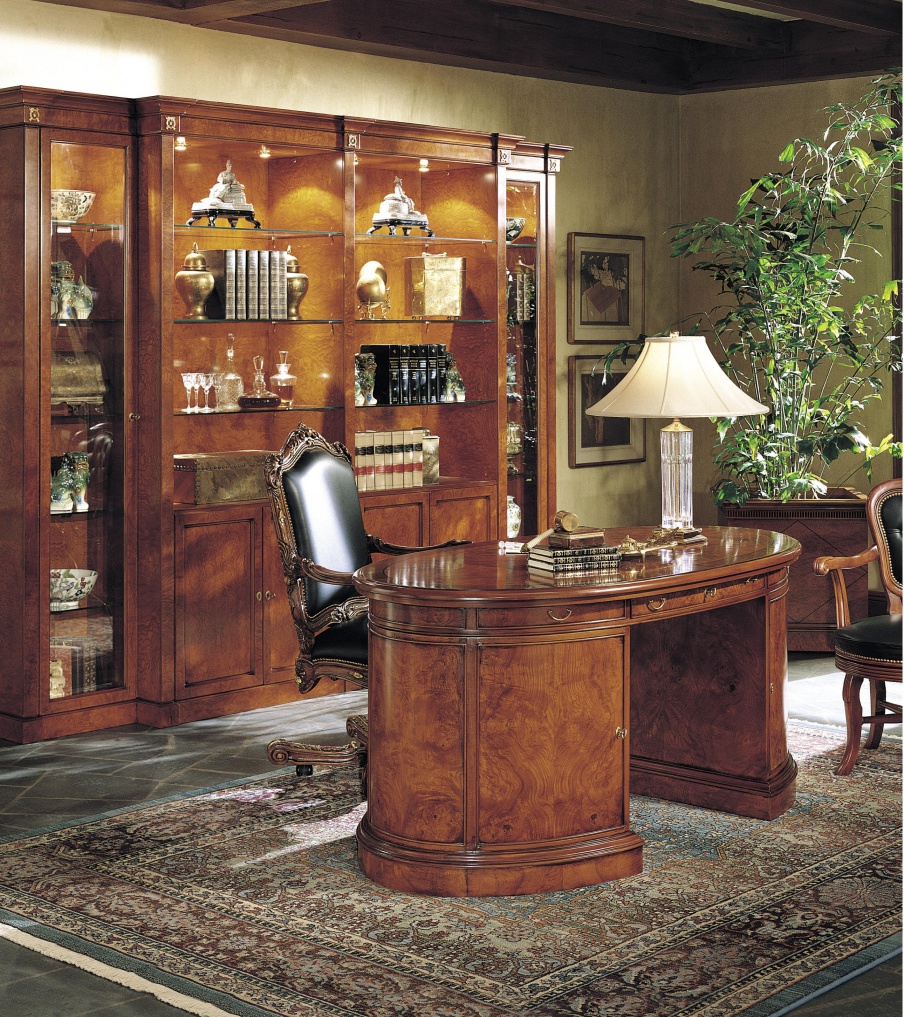 A Desk made of natural wood, Francesco Molon