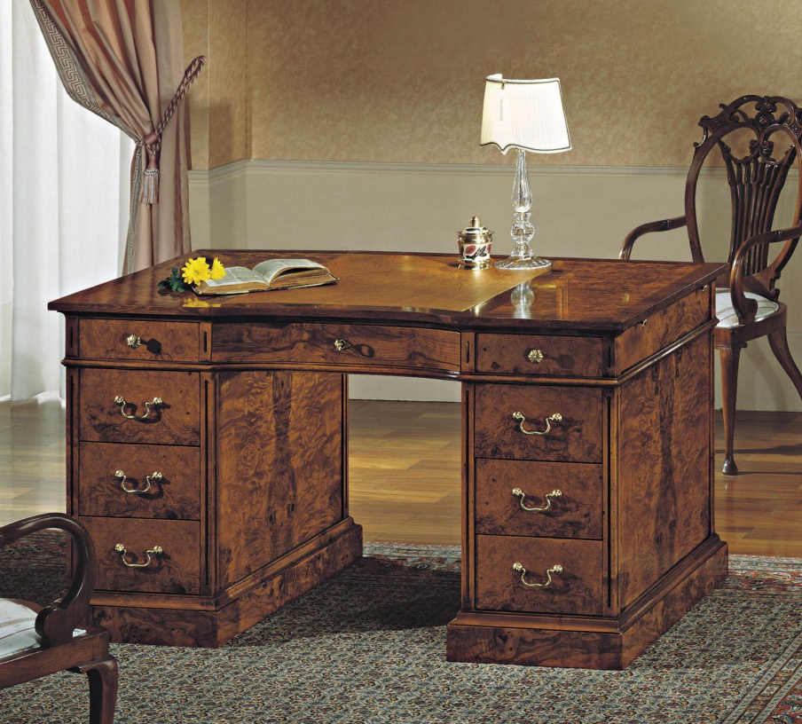 A Desk made of natural wood, Francesco Molon