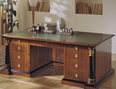 A Desk made of natural wood, Francesco Molon