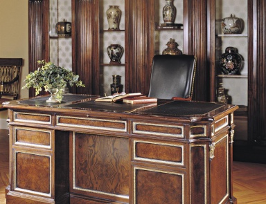 A Desk made of natural wood, Francesco Molon