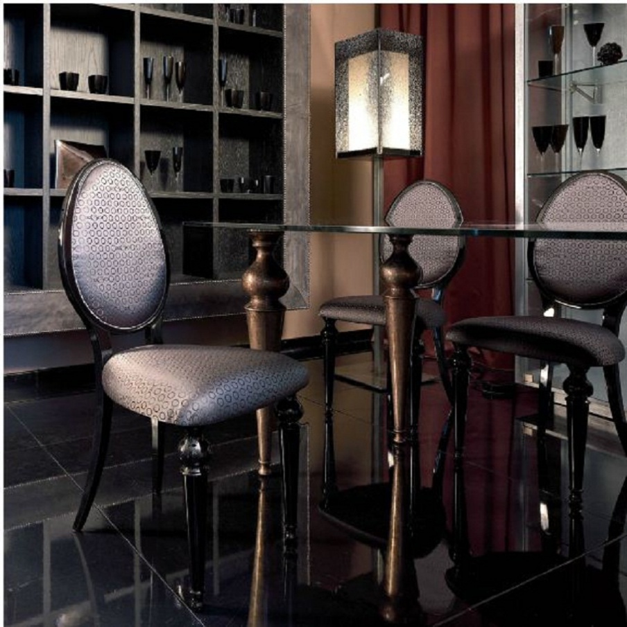 A chair with oval backrest Oxford, EGO