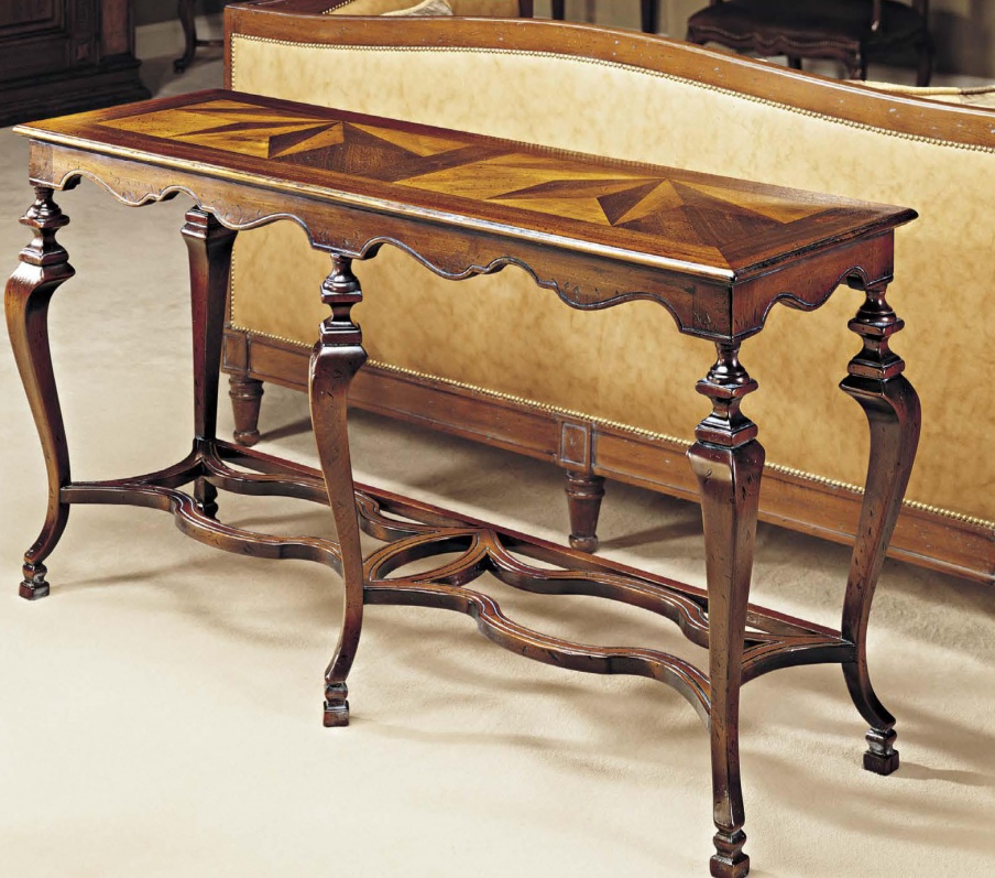 The console is natural wood, Francesco Molon