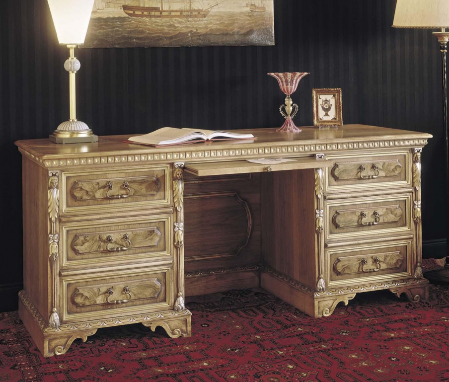 A Desk made of natural wood, Francesco Molon