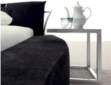 The table Richard, EGO