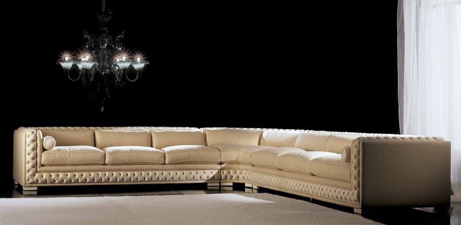 The sofa is modular, Atlantigue