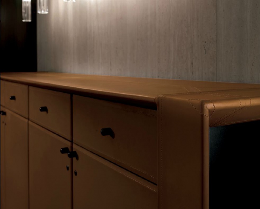 Chest with leather trim Meteora, I4 Mariani