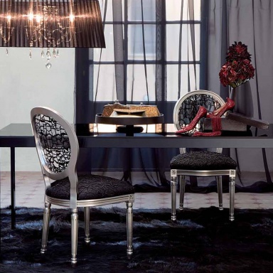 The Remix Chair/S/B Vanity