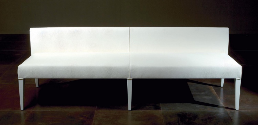 Double bench Queen, Rugiano