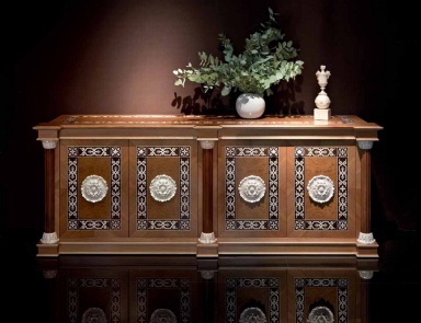 The low cupboard from an array of hazel Magister, Elledue