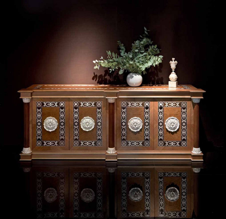 The low cupboard from an array of hazel Magister, Elledue