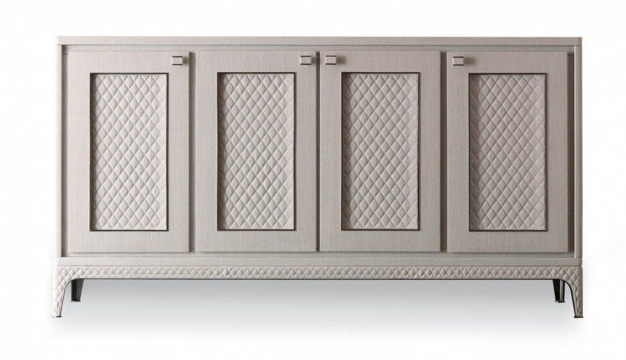 Chest low lying Desire