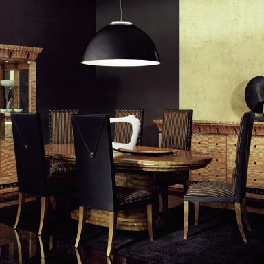 The Orpheo dining table