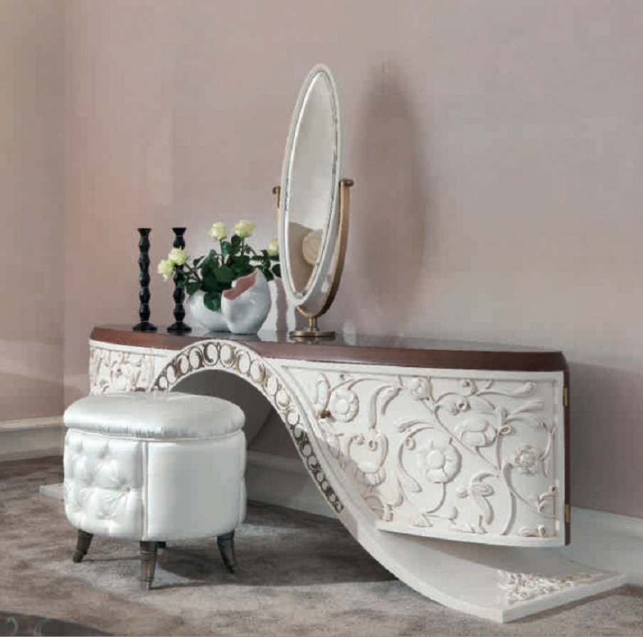 Dressing table made of solid wood Saraya, Elledue