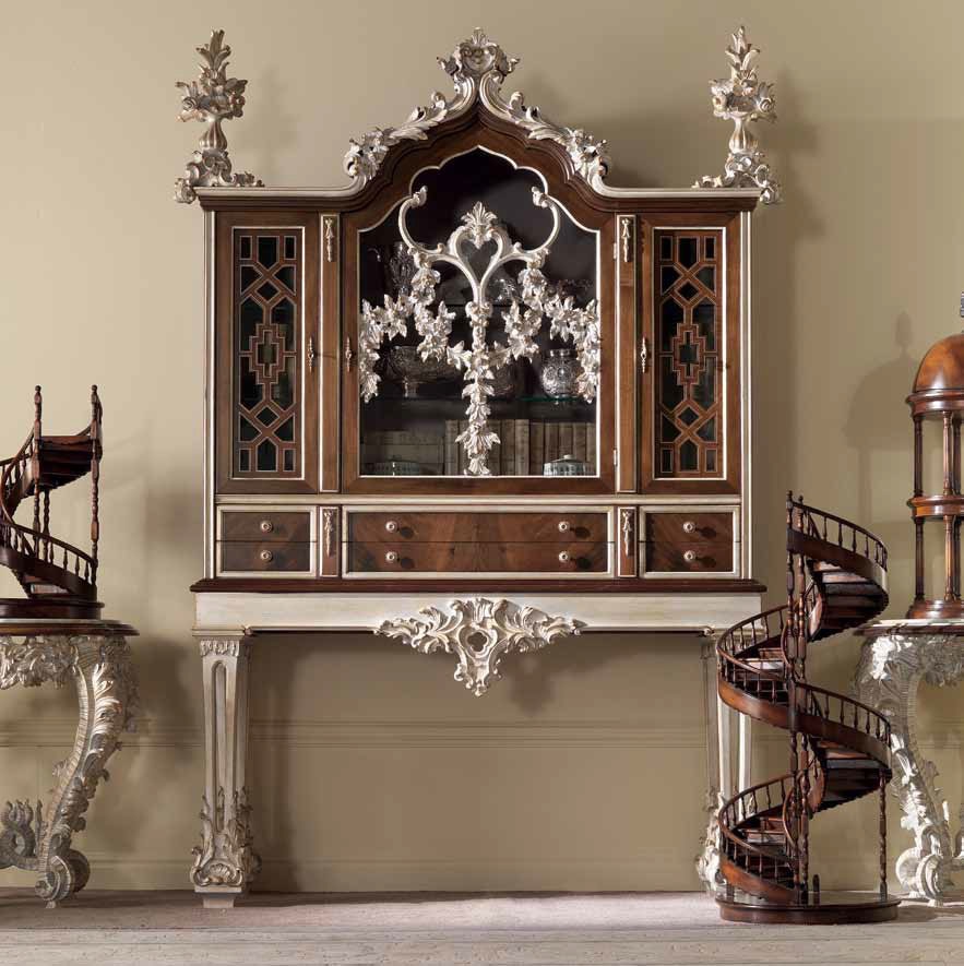 Showcase natural wood Jumbo Collection