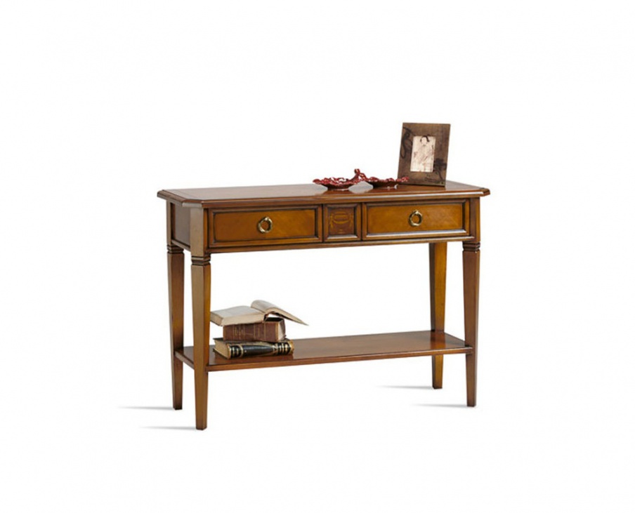 The console is made of solid wood Bernini, Selva