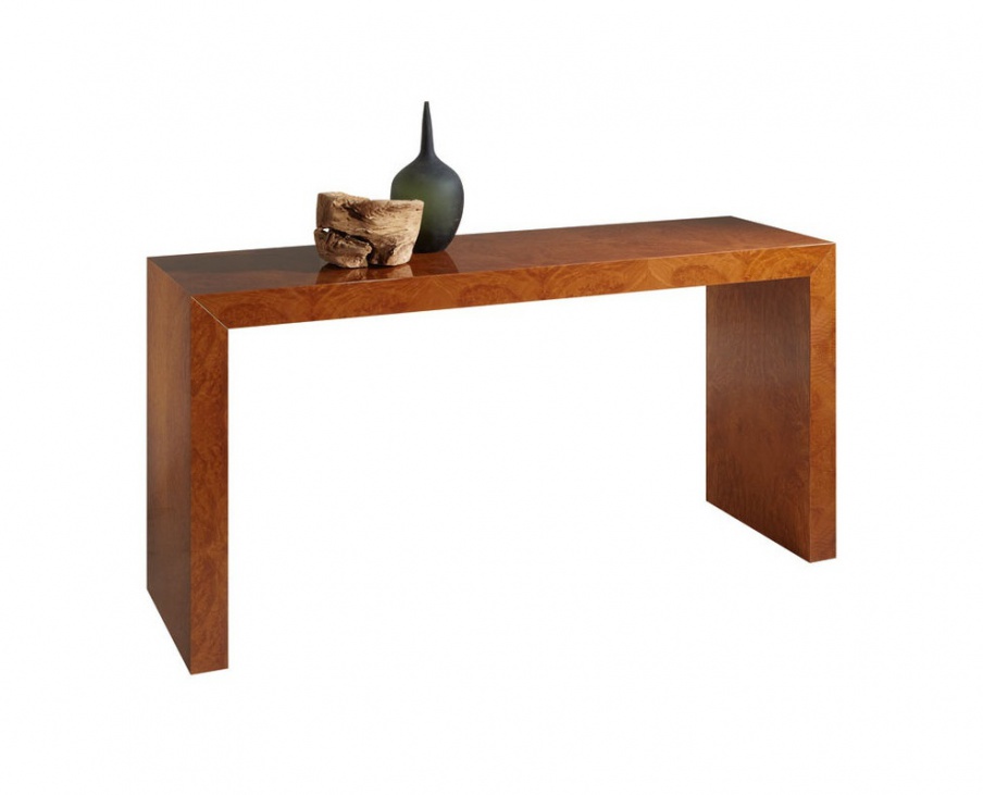 The console is made of wood Shape, Selva