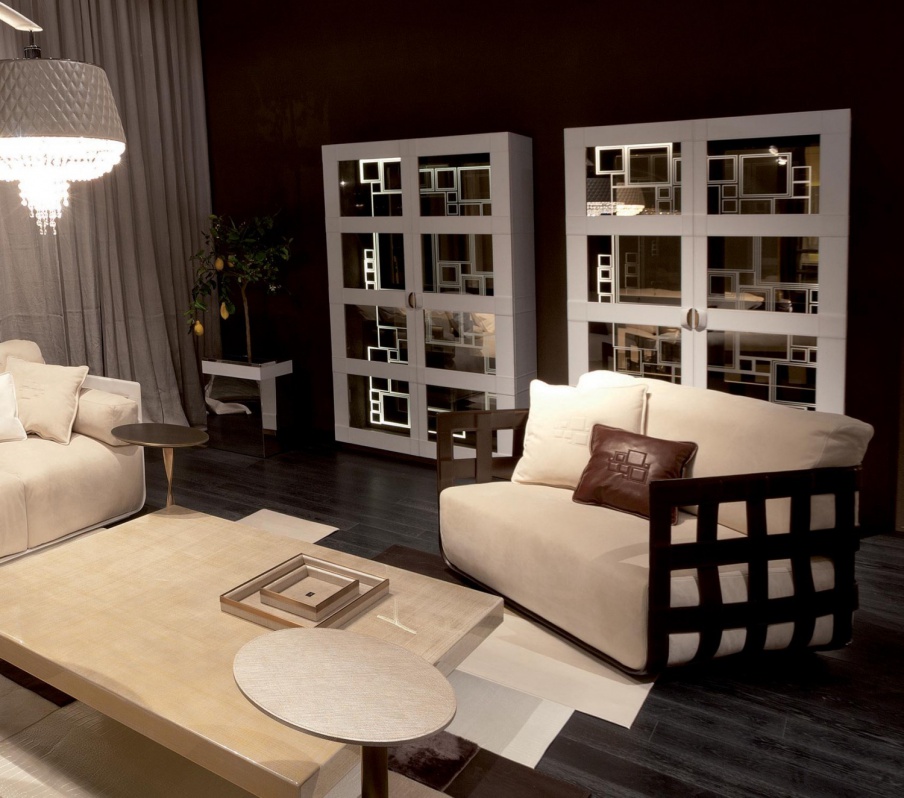 The chair in the leather and textile Braid, Rugiano