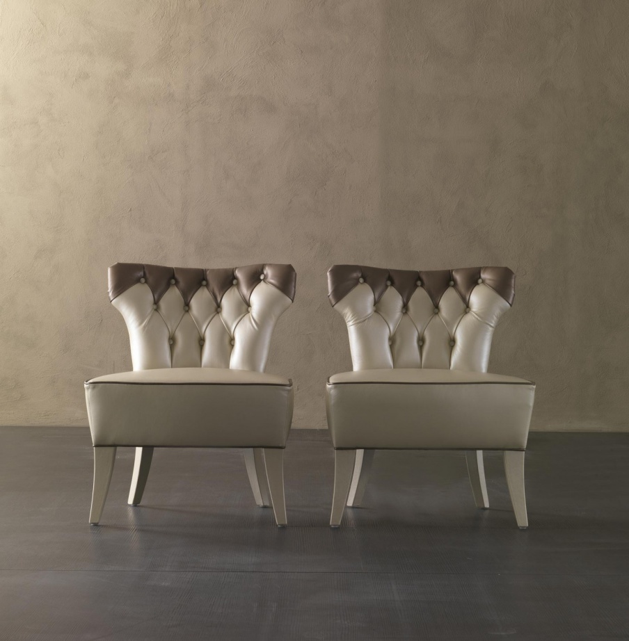 Seat on low legs Gitta Mash, Rugiano