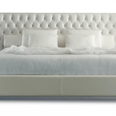 The Charme Bed