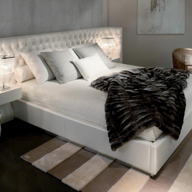 The Charme Bed