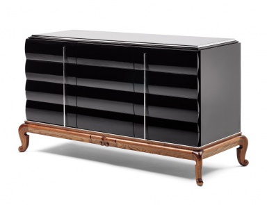 Chest of drawers solid wood varnished work was first performed Elledue