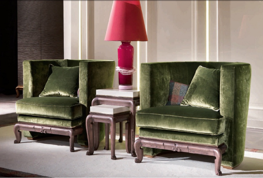 Chair solid wood work was first performed Elledue