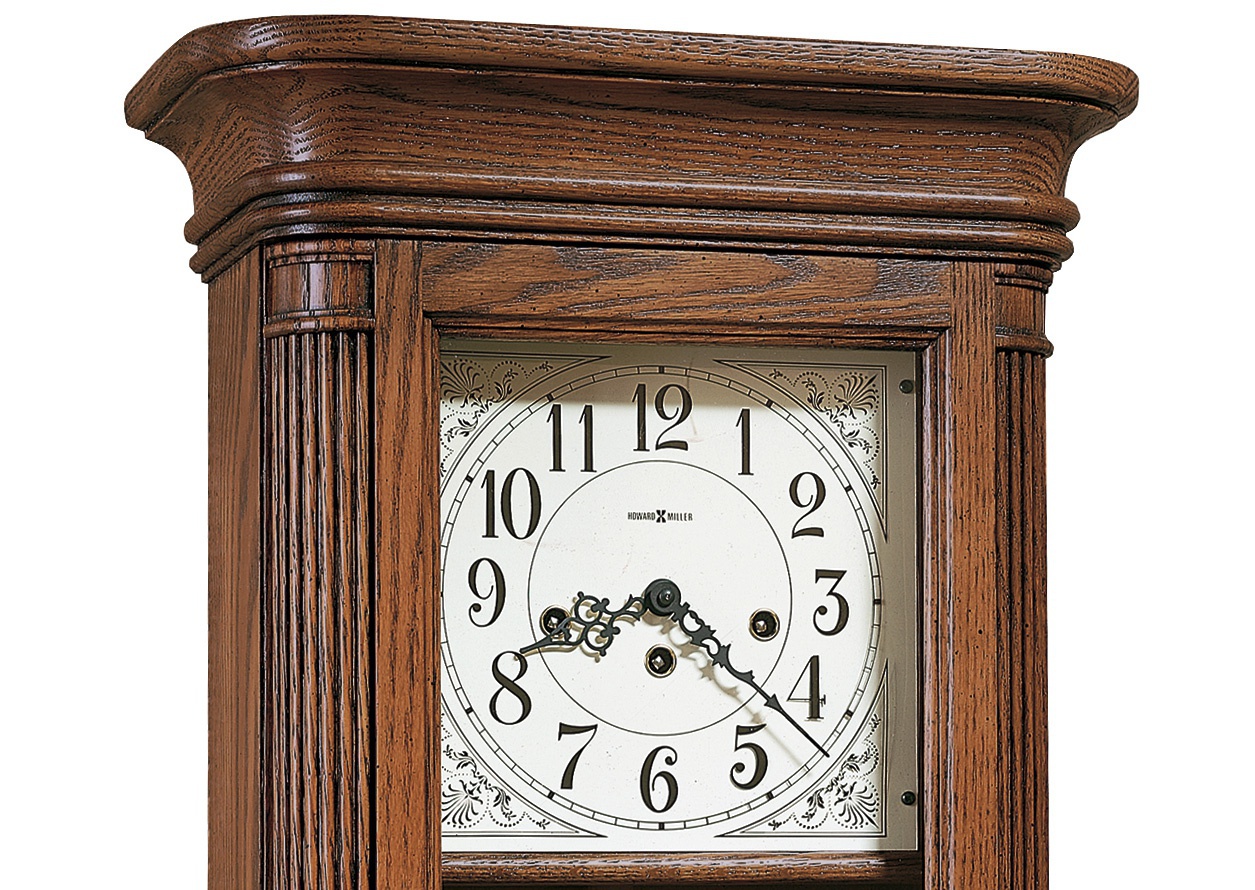 Sandringham wall clock with wooden frame, Howard Miller Luxury