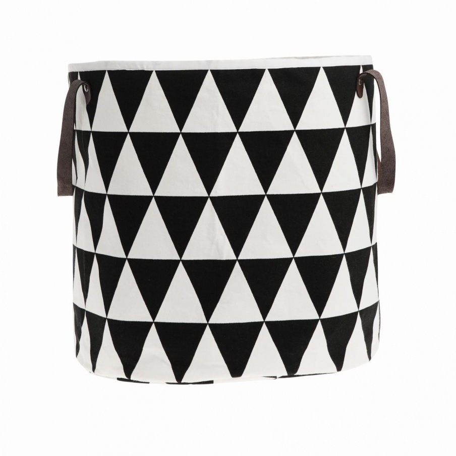 Shopping for clothes Pascal, DwellStudio