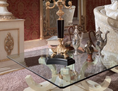 Pridivannogo table solid wood Idra, Turri. 