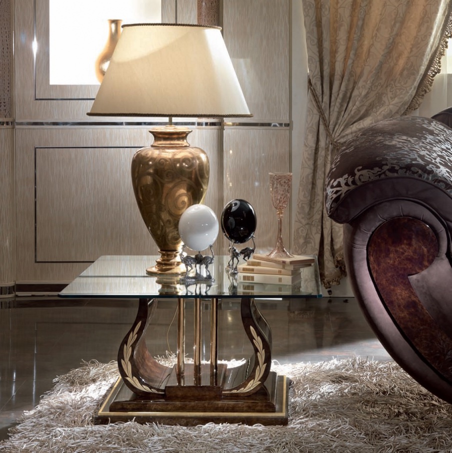 Pridivannogo table solid wood Lira, Turri