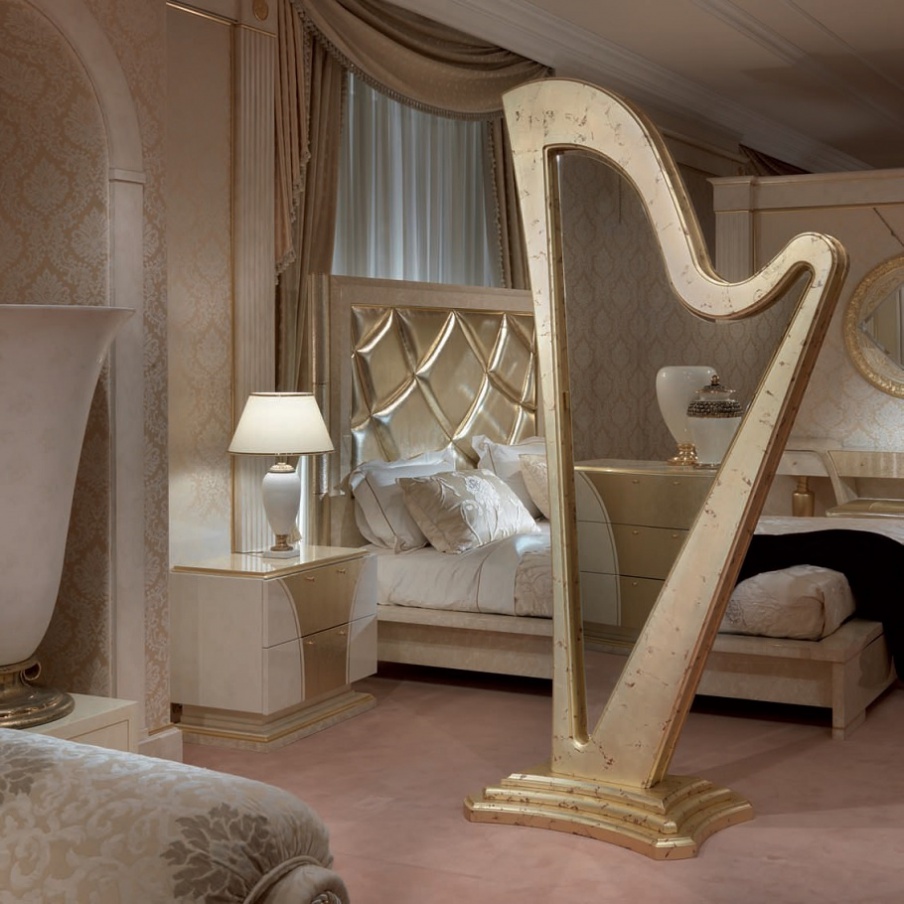 A mirror in a frame made of solid wood in the shape of a harp Complements, Turri
