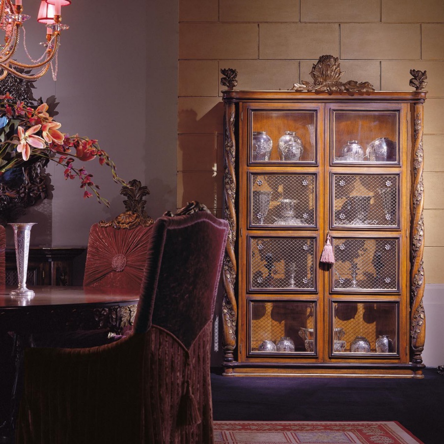 Showcase natural wood Jumbo Collection