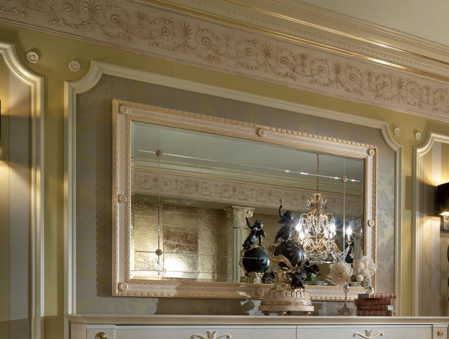 Mirror, framed in solid wood Exedra, Turri