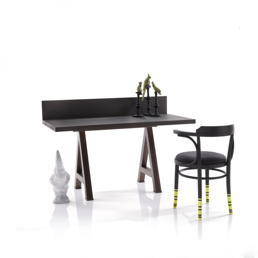 Desk on steel frame Woody, Moda