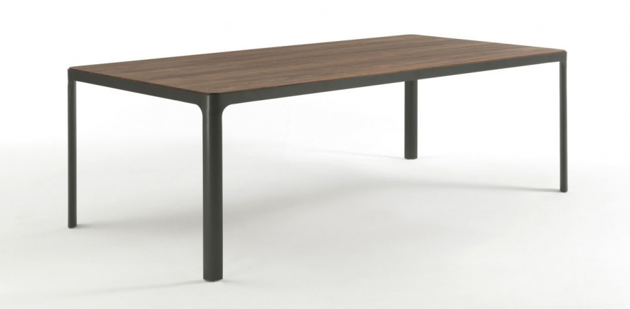 Table with frame made of metal Hug, Riva 1920