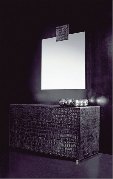 Commode on legs of polished steel, Luxury Rivolta 