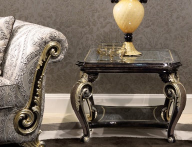 Pridivannogo table solid wood Baroque, Turri