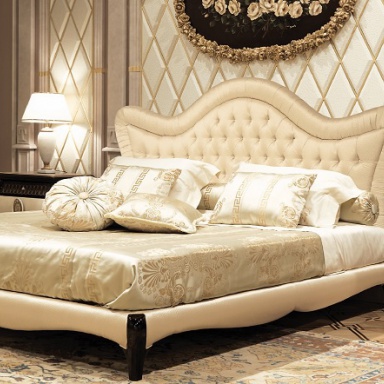 Versailles Nightstand 