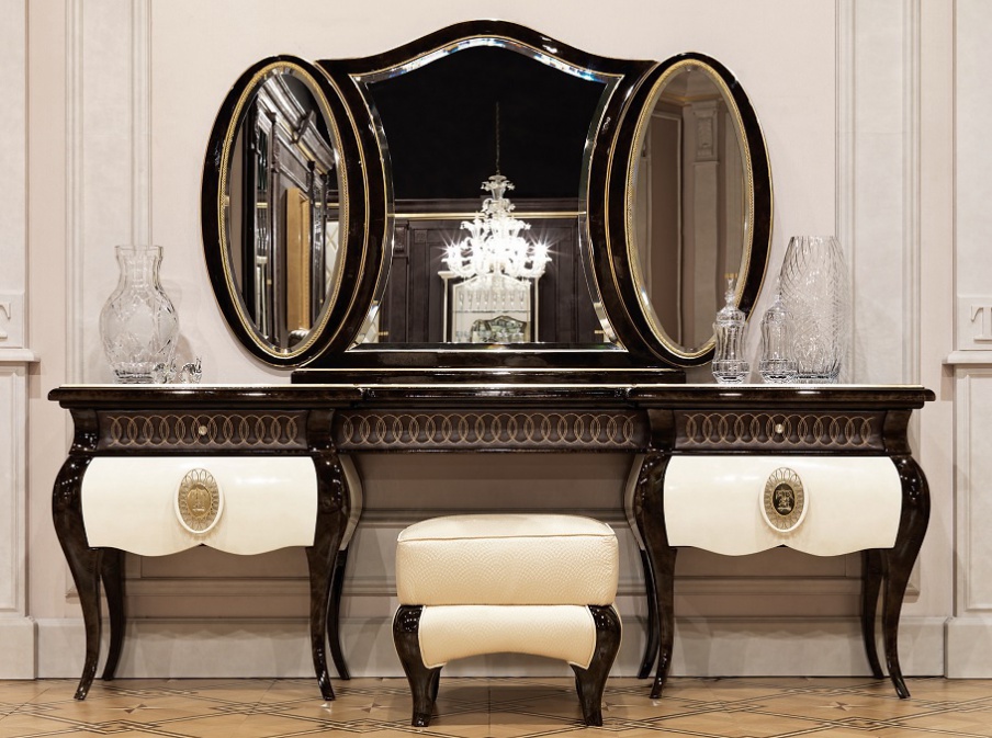 Dressing table with 4 drawers Versailles, Turri