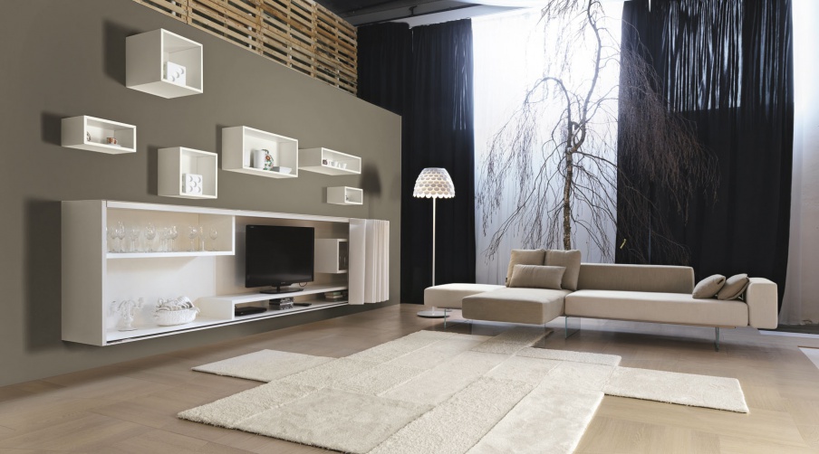 Pedestal mounted Et Voila, Lago