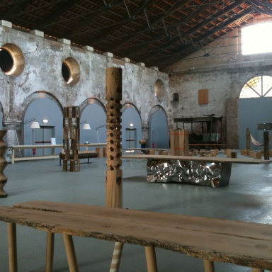 The Riflessi in laguna table